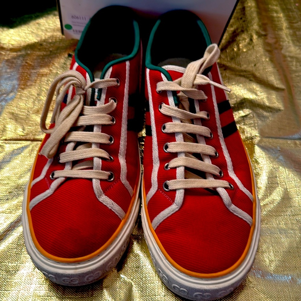 Gucci Mens 1977 Tennis Sneakers 9+ Hibiscus Red Mystic White